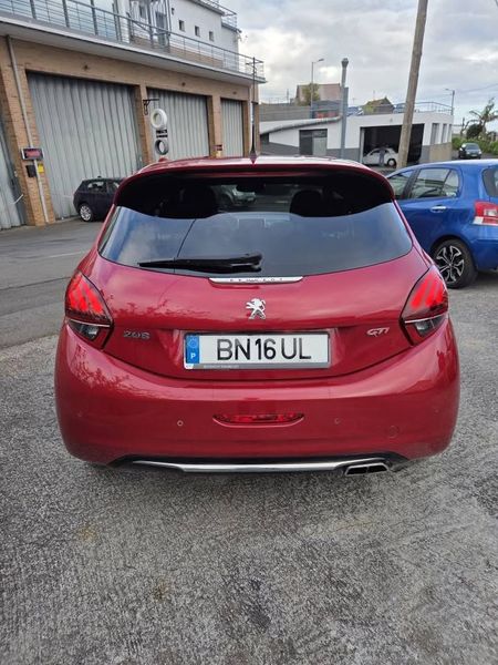 Peugeot 2008 • 2018 • 98,000 km 5