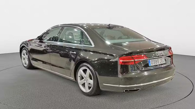 Audi A8 Long • 2015 • 84,288 km 2