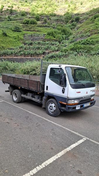 Mitsubishi Fuso canter • 2009 • 145,000 km 6