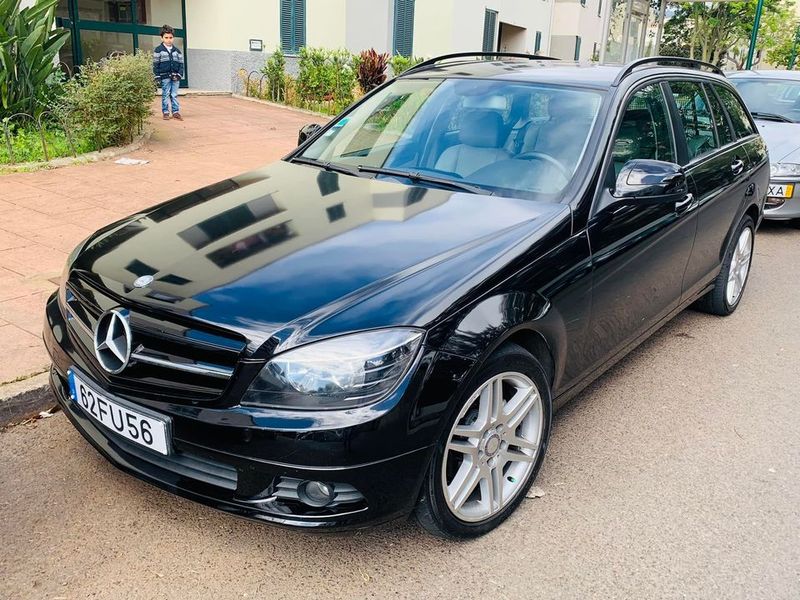 Mercedes-Benz C • 1989 • 145,000 km 5