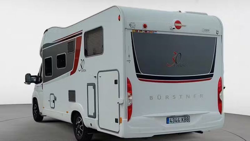 Fiat Ducato Kombi • 2022 • 70,425 km 4