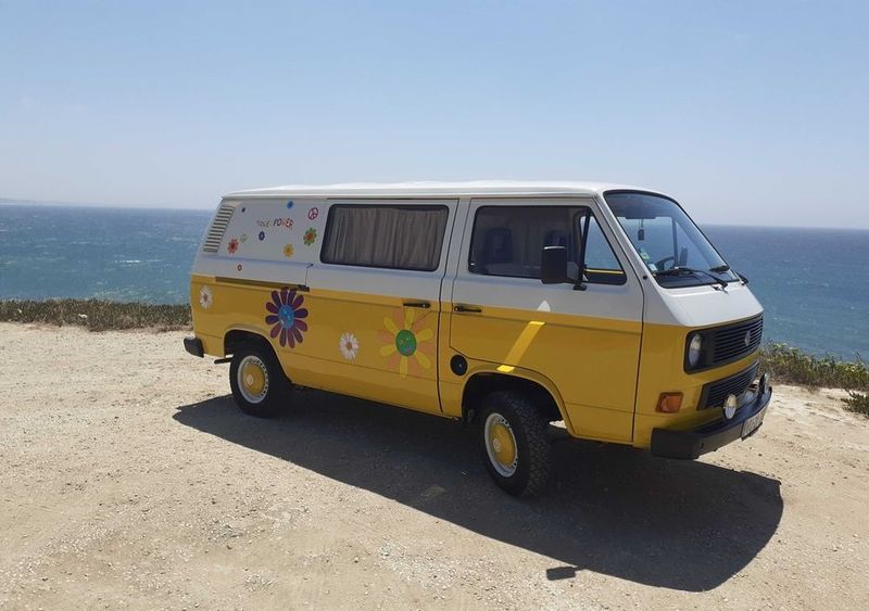 Volkswagen T4 • 1983 • 200,000 km 2