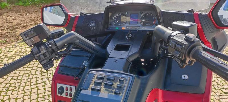 Harley Davidson road king • 2001 • 107,000 km 3