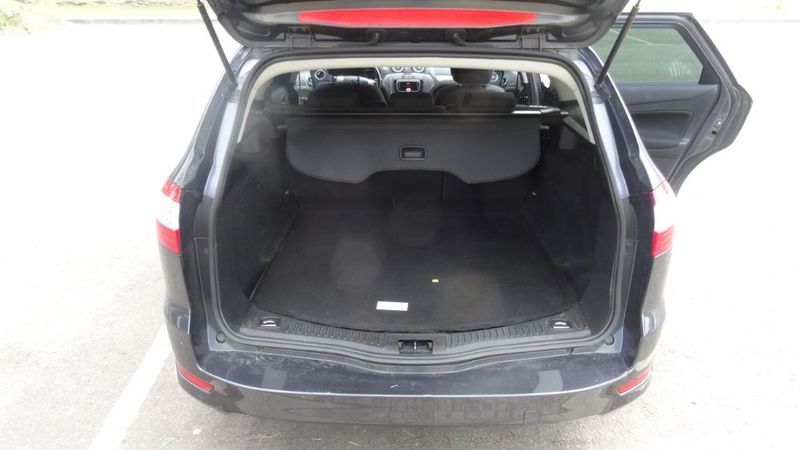 Ford Mondeo • 2009 • 194,000 km 5