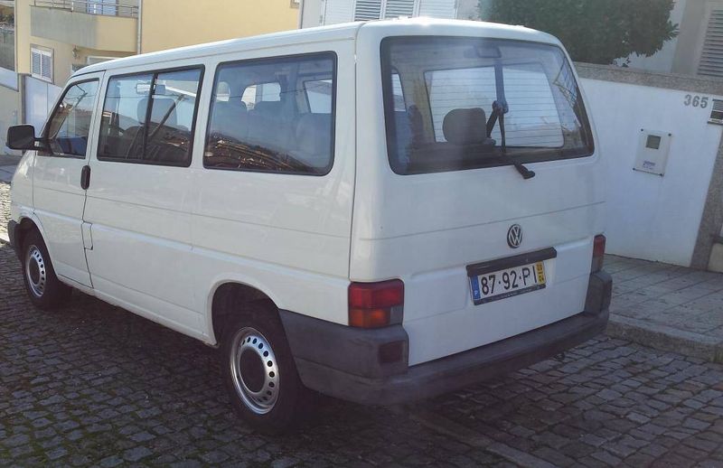 Volkswagen T5 Transporter Shuttle • 2000 • 150,000 km 3