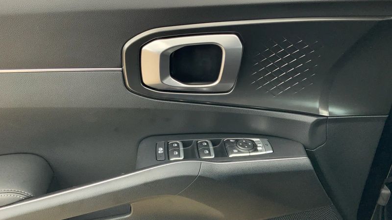 Kia Sorento • 2023 • 7,500 km 14