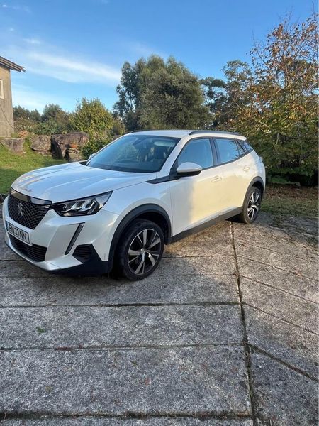 Peugeot 2008 • 2020 • 89,000 km 2
