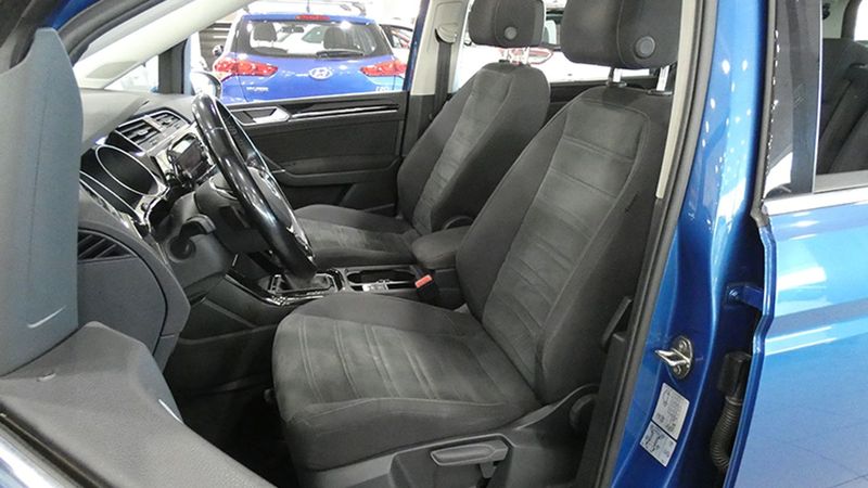 Volkswagen Touran • 2018 • 132,596 km 7
