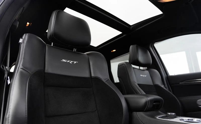 Jeep Grand Cherokee • 2014 • 101,000 km 6