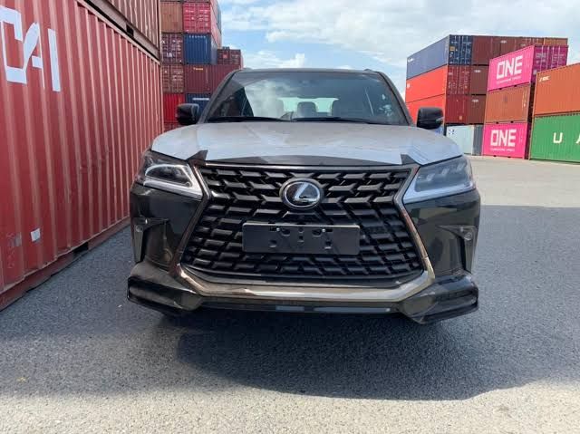 Lexus LX • 2020 • 20,700 km 1