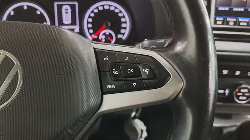 Volkswagen Caravelle • 2022 • 88,079 km 25