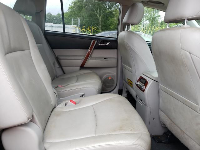 Toyota Highlander • 2011 • 10,000 km 2