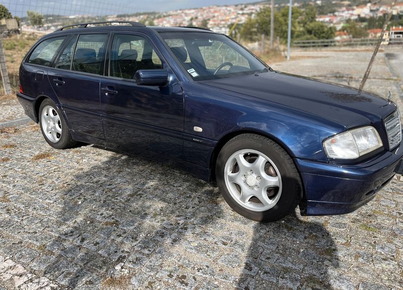 Mercedes-Benz C • 2008 • 349,999 km 2