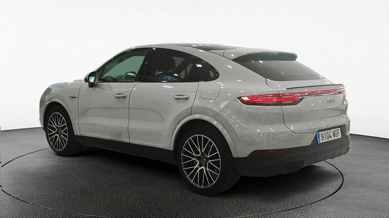Porsche Cayenne • 2023 • 74,513 km 5