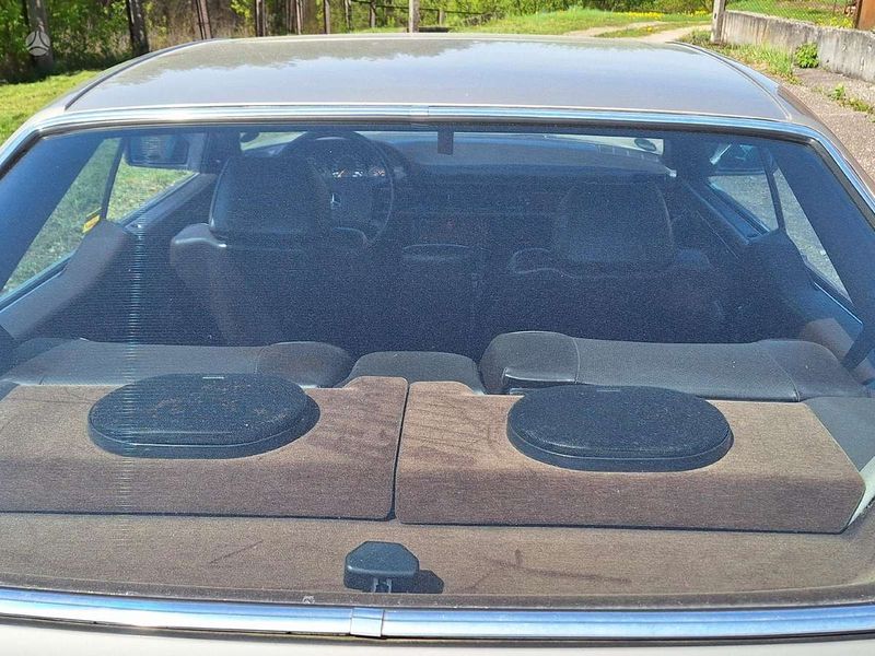 Mercedes-Benz 500 - 600 SEC Coupé • 1986 • 240,000 km 5