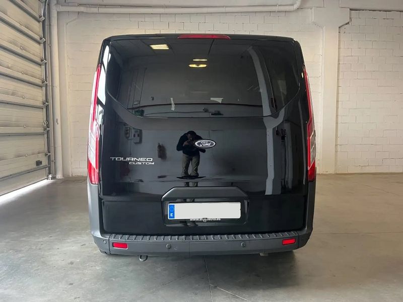 Ford Tourneo Custom • 2017 • 109,900 km 2