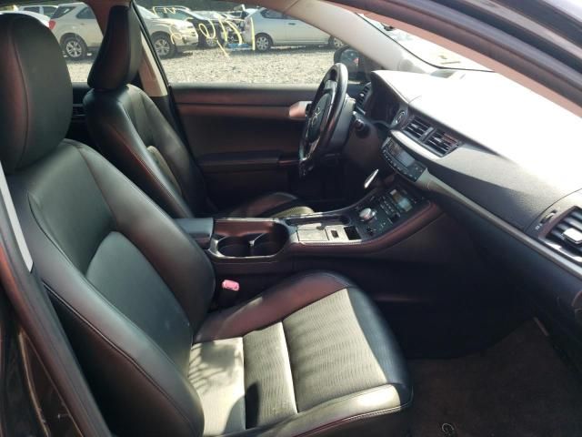 Lexus CT • 2011 • 0 km 3