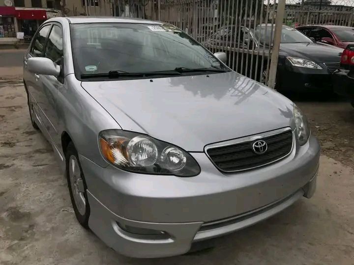 Toyota Corolla • 2015 • 50,000 km 2