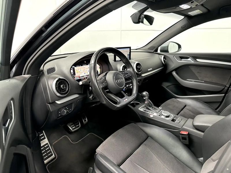 Audi A3 • 2016 • 115,000 km 4