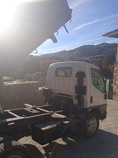 Mitsubishi Fuso canter • 2000 • 172,000 km 6