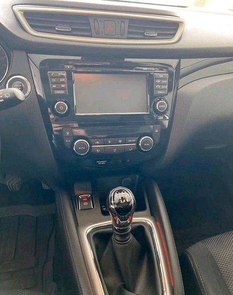 Nissan Qashqai • 2015 • 150,000 km 7