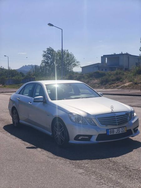 Mercedes-Benz E-320 • 2010 • 120,000 km 7
