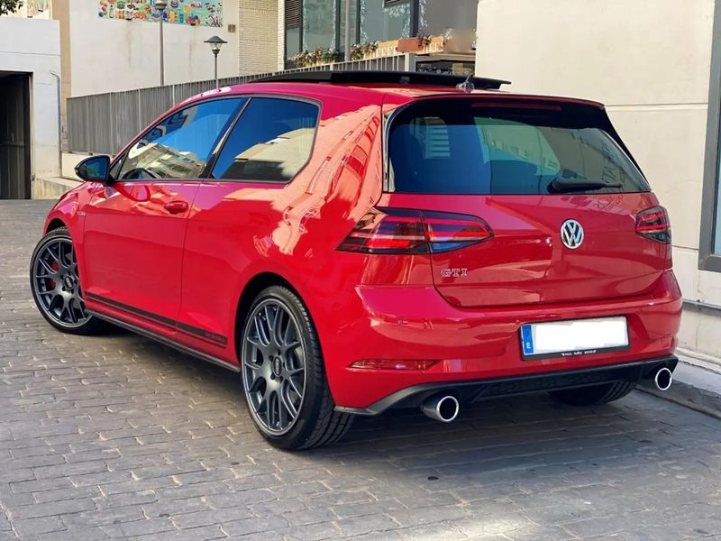 Volkswagen Golf GTI • 2020 • 24,900 km 8