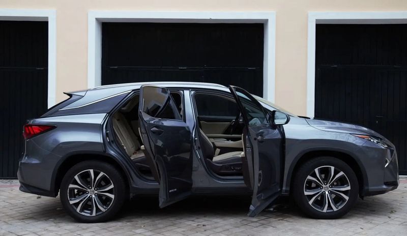 Lexus RX 450h • 2017 • 214,000 km 6