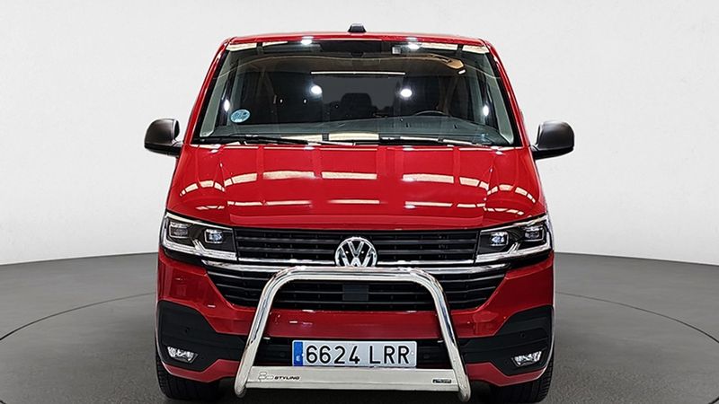 Volkswagen Multivan • 2021 • 30,742 km 5