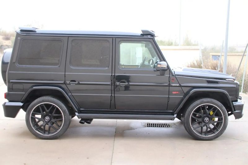 Mercedes-Benz G-Class • 2010 • 299,000 km 2