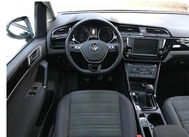 Volkswagen Touran • 2016 • 115,000 km 8