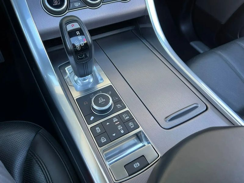 Land Rover Range Rover Sport • 2017 • 159,000 km 7