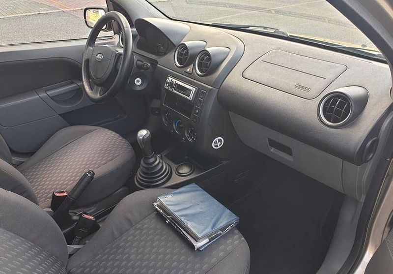 Ford Fiesta • 2003 • 170,000 km 5