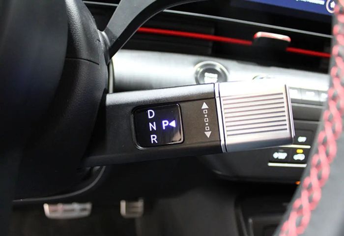 Hyundai Kona • 2023 • 11,400 km 23