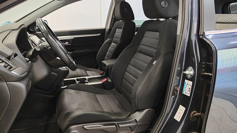 Honda CR-V Hybrid • 2021 • 65,710 km 7