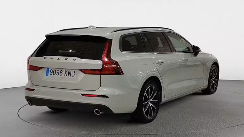 Volvo V60 • 2018 • 81,513 km 14