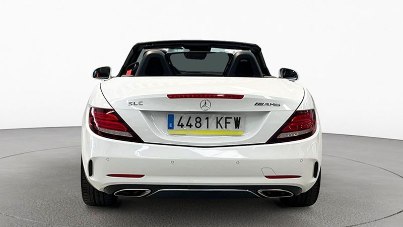 Mercedes-Benz SLC • 2017 • 97,590 km 9