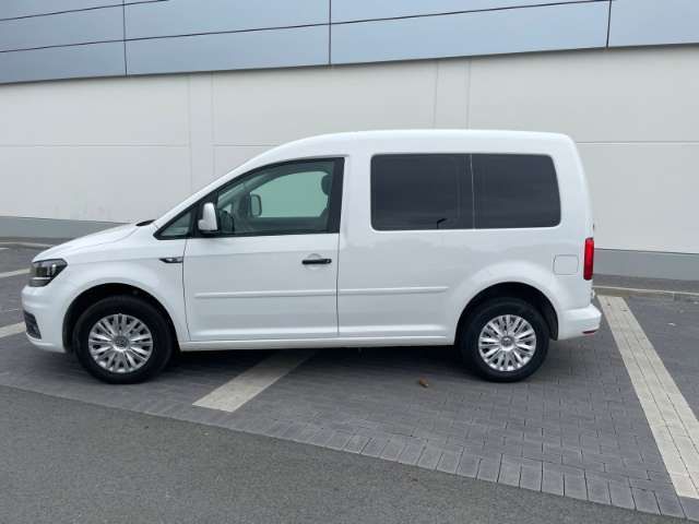 Volkswagen Caddy • 2015 • 65,738 km 9