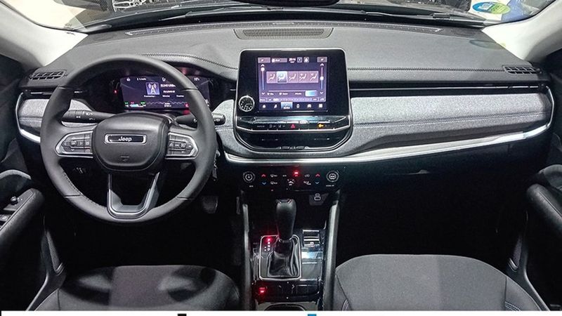 Jeep Compass • 2023 • 5,763 km 8