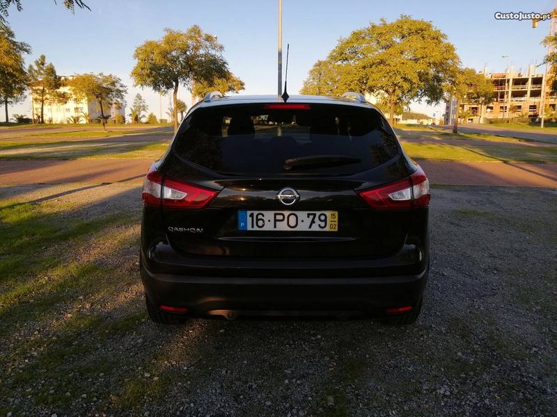 Nissan Qashqai • 2015 • 101,000 km 3