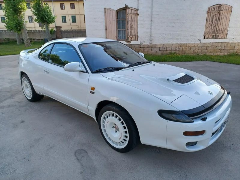 Toyota Celica • 1992 • 76,000 km 2
