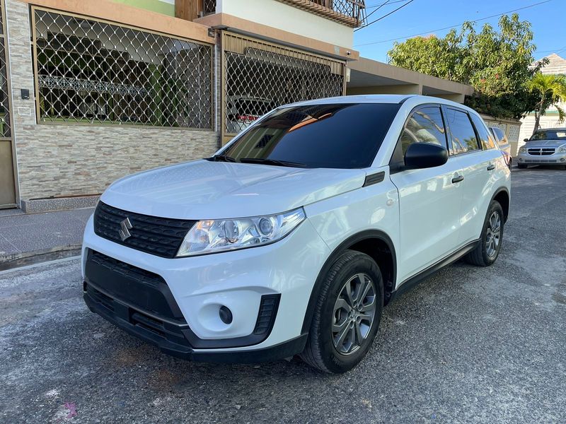 Suzuki Vitara • 2022 • 15,361 km 1