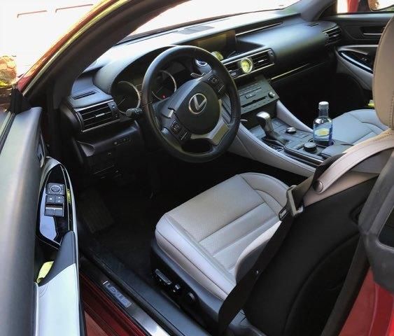 Lexus RC • 2017 • 74,000 km 4