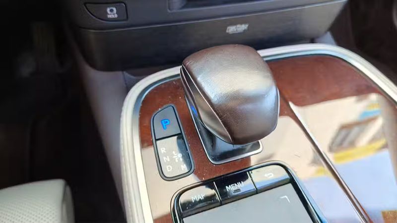 Lexus LS • 2018 • 102,493 km 6