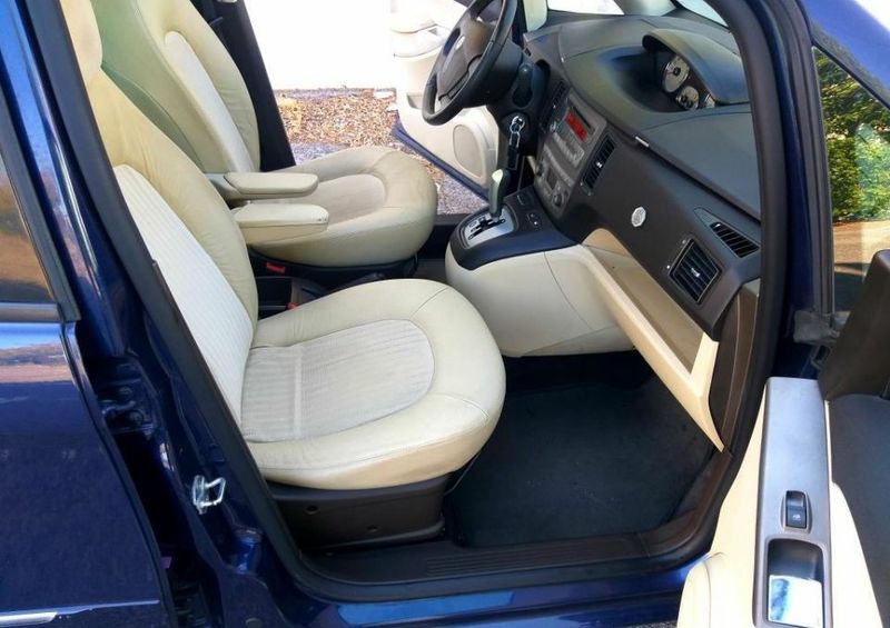 Lincoln Custom • 2007 • 220,000 km 1