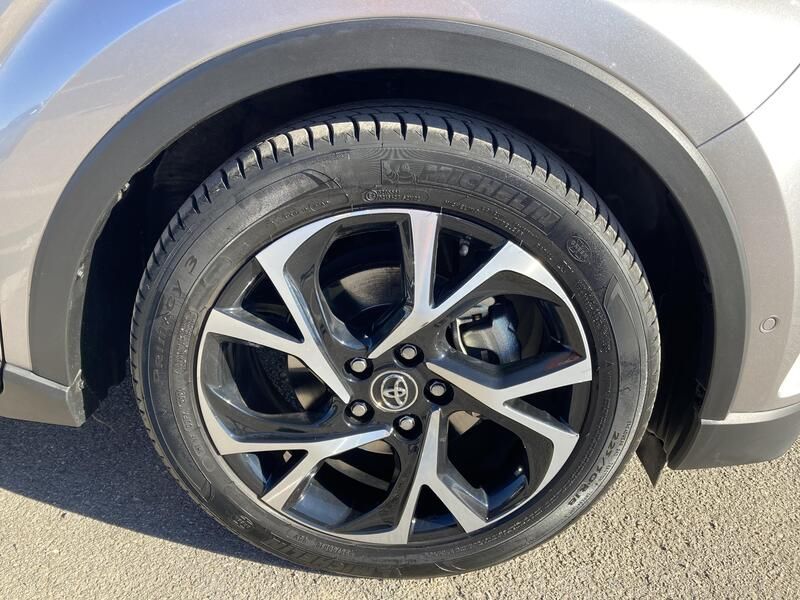 Toyota C-HR • 2019 • 65,251 km 9