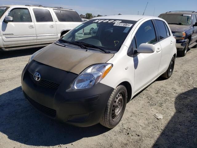 Toyota Yaris • 2009 • 33 km 5