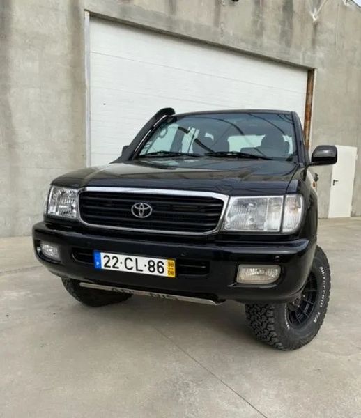 Toyota Land Cruiser • 1998 • 330,000 km 1
