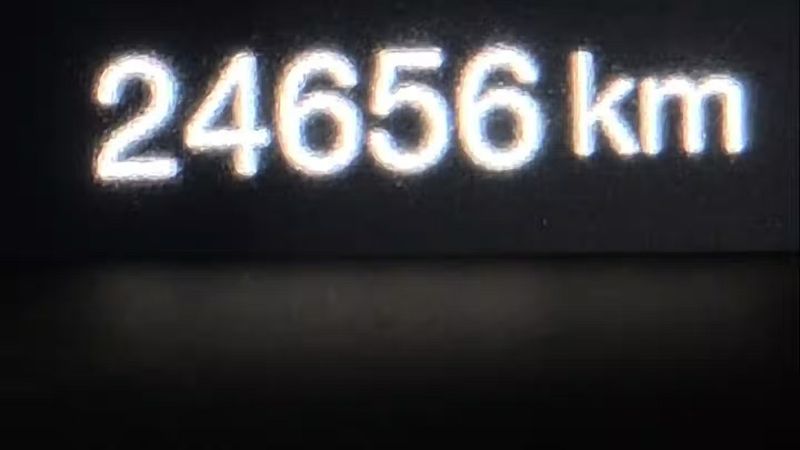 Alfa Romeo Giulia • 2023 • 24,656 km 5