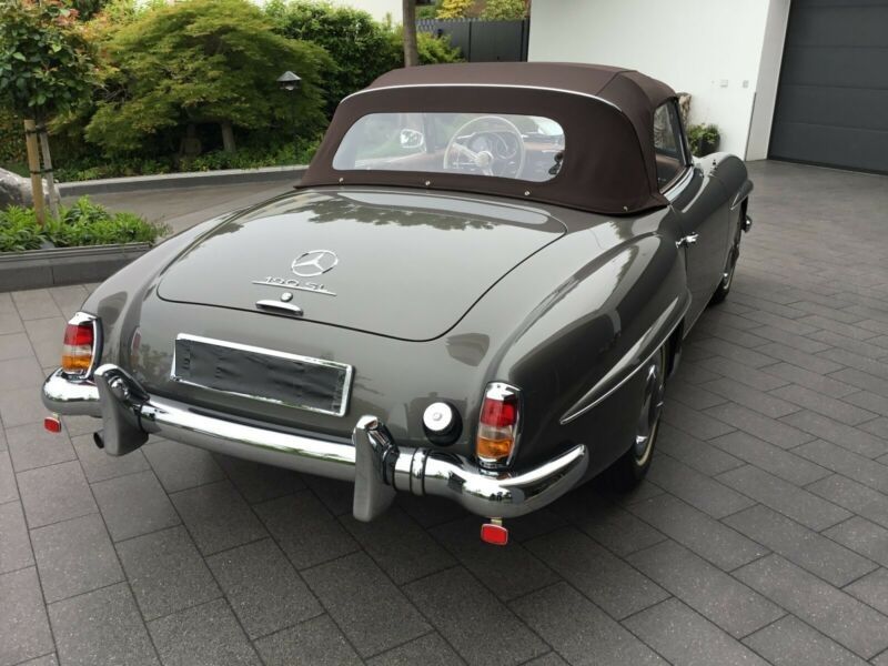 Mercedes-Benz 190 • 1961 • 25,790 km 4